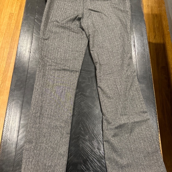 Maurices Grey Dress Pants NWT Women’s Size 9/10 - Picture 2 of 3